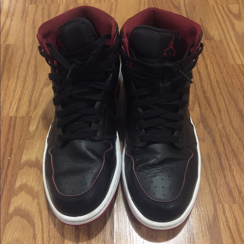 Air Jordan 1’s (midrise)